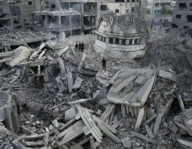 En direct Israël-Gaza : l'UE suspend son aide au développement aux Palestiniens