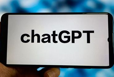 ChatGPT : l’IA aurait développé un « inconscient progressiste » qui ressemblerait à celui d'un « macroniste de 2017 », selon une étude
