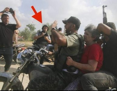 Des journalistes free lance de CNN, AP et Reuters photographient le Hamas le matin du 7 octobre
