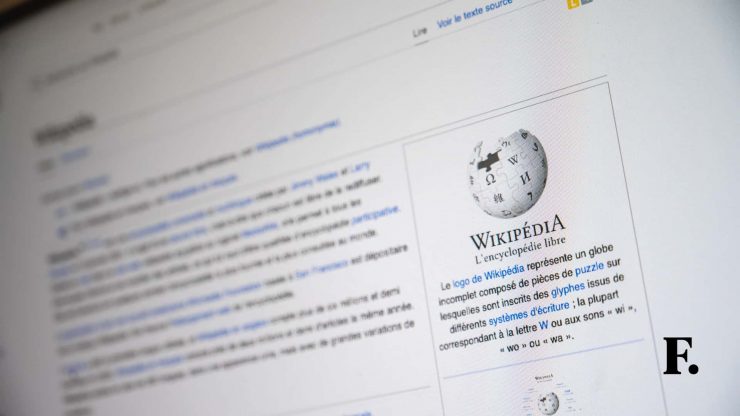 Wikipédia : entre polémiques et pages modifiées à l'excès, les batailles idéologiques rongent l'encyclopédie en ligne