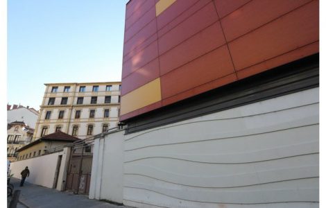 Grenoble Des collégiens poursuivis par deux hommes armés