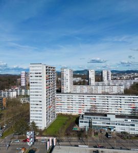 Incident à Berne-Bethlehem Des élèves encerclent une enseignante et crient «Allahu akbar»