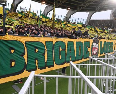 Un supporter de Nantes gravement blessé au couteau avant le match contre Nice