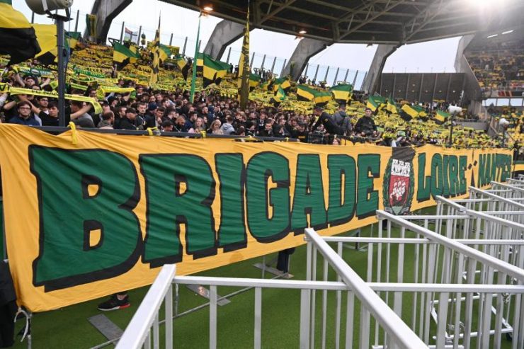 Un supporter de Nantes gravement blessé au couteau avant le match contre Nice