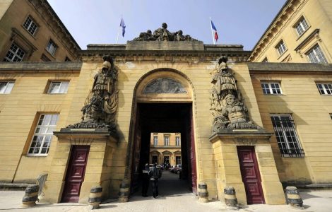 Accusé de viol, un maçon explique souffrir de somnambulisme sexuel