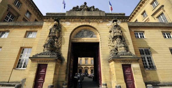 Accusé de viol, un maçon explique souffrir de somnambulisme sexuel