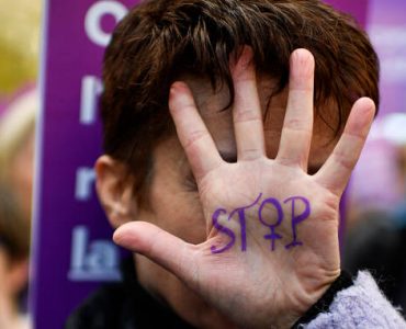 "La victime est vulnérable, sous une emprise totale": frappée, brûlée, humiliée, cette Niçoise défend son bourreau