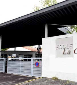 Carcassonne : une enseignante menacée par un jeune homme qui se trouvait à l'extérieur de l'établissement scolaire