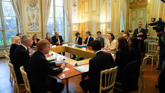 « Dix ministres sur quinze sont franciliens, M. le Président, la France n’est pas que parisienne ! » - TRIBUNE