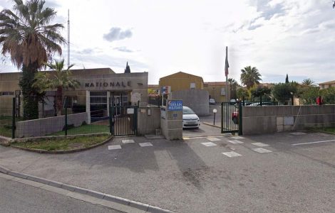 Var : Il s'introduit dans la gendarmerie, agresse la famille d'un militaire et crie «Allah akbar»