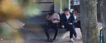 Paris : six hommes jugés pour avoir drogué et poussé des enfants des rues à voler les touristes au Trocadéro