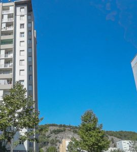 Cavaillon Un technicien chauffagiste jeté au sol et frappé dans la cité du Docteur-Ayme