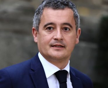 Gérald Darmanin annonce la création d'un "statut de l’imam en France"