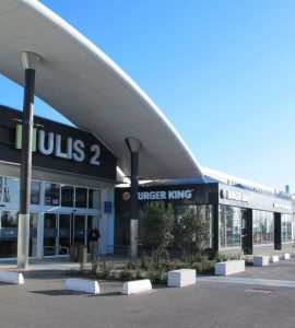 Les Ulis : une femme de 100 ans hospitalisée après une agression sur le parking du centre commercial