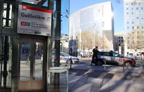 Lyon : un homme, porteur d’objets avec une croix gammée, tué lors d'une bagarre de rue