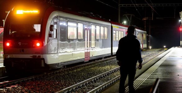 Prise d'otages dans un train près d'Yverdon: les passagers libérés, l'assaillant tué durant l'assaut