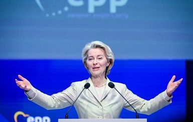 Ursula von der Leyen officiellement investie par le Parti populaire européen pour un nouveau mandat à la tête de la Commission européenne