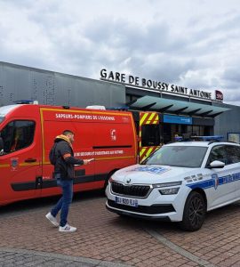 Poignardé à bord du RER D, un adolescent de 16 ans hospitalisé dans un état grave