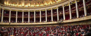 Une loi liberticide et totalitaire réprimant les propos privés a été votée