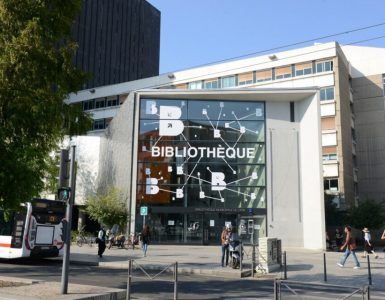 Lyon. Un homme sème le bazar à la bibliothèque de la Part-Dieu, deux policiers blessés