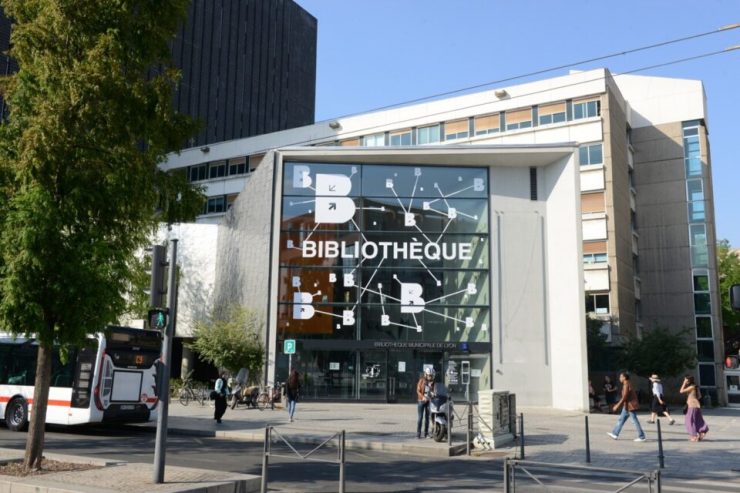 Lyon. Un homme sème le bazar à la bibliothèque de la Part-Dieu, deux policiers blessés