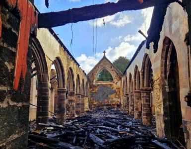 En Bretagne, une église inscrite aux monuments historiques ravagée par les flammes