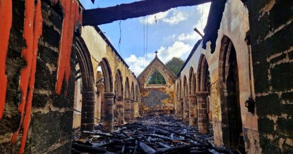En Bretagne, une église inscrite aux monuments historiques ravagée par les flammes