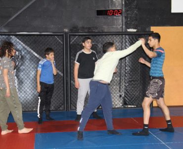 Dans cette salle des Yvelines, on apprend le MMA pour lutter contre le décrochage scolaire