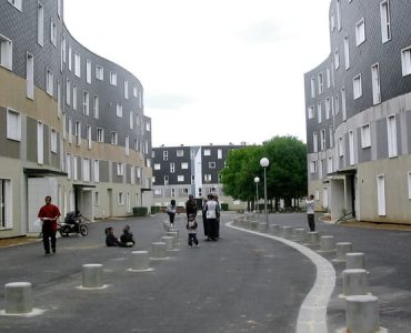 Grigny: un jeune de 18 ans meurt après avoir été poignardé dans le quartier de La Grande Borne