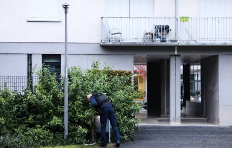 Le cambriolage tourne court à Tours : deux hommes retrouvés nus, ceinture autour du cou