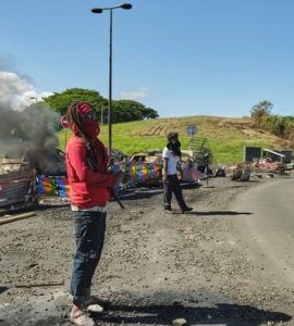 Nouvelle-Calédonie : un homme tué par un tir de policier après la visite de Macron