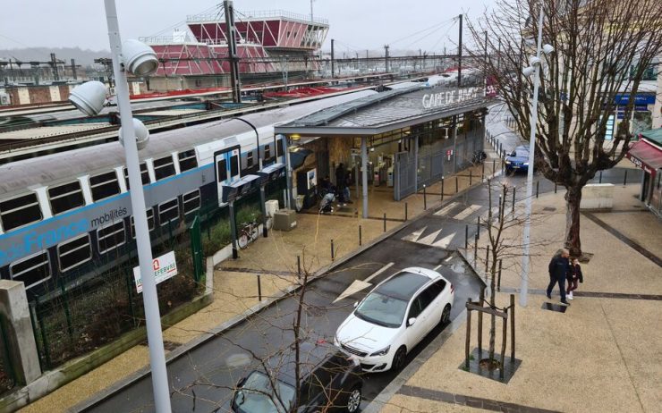 Un homme poignardé à la gare de Juvisy-sur-Orge, une enquête pour tentative de meurtre ouverte