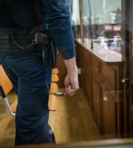 Accusé par une collégienne de Vierzon en 2021, il a déjà été condamné pour viol sur mineure en Belgique dix ans auparavant