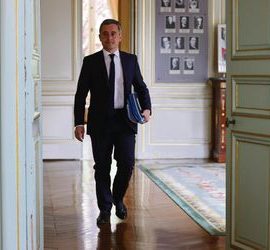 EXCLUSIF - Macron et Darmanin s'attaquent aux Frères musulmans