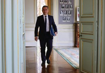 EXCLUSIF - Macron et Darmanin s'attaquent aux Frères musulmans