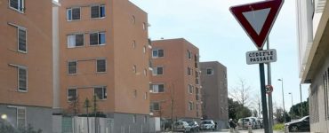 Un mort devant un point de deal : il sort armé d'une voiture, ses complices redémarrent en trombe et l'écrasent