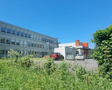 Le collège de Baignes saccagé, des plafonds effondrés, une croix gammée taguée ainsi que des… inscriptions anti-RN