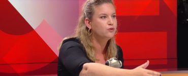 Législatives: LFI appellera à voter contre le RN en cas de duel face à la majorité