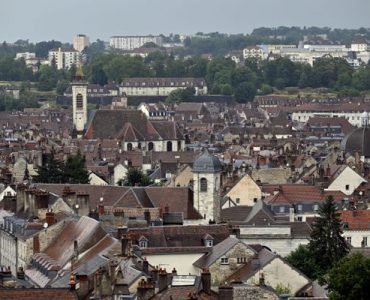 Une femme attaquée à la machette dans le centre-ville de Besançon