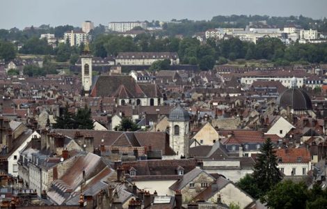 Une femme attaquée à la machette dans le centre-ville de Besançon