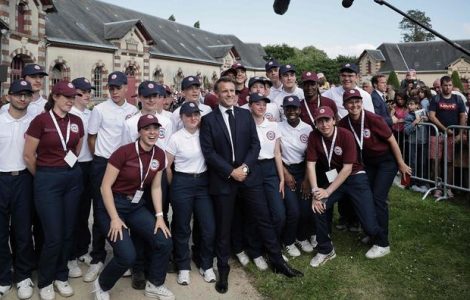 Les grands ratés du service national universel, cette promesse d’Emmanuel Macron