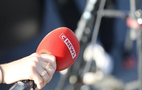 CNews écope d’une amende cumulée de 80 000 euros pour « manquements » à ses obligations