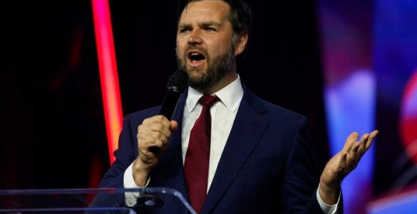 Donald Trump choisit le sénateur J.D. Vance pour être son vice-président
