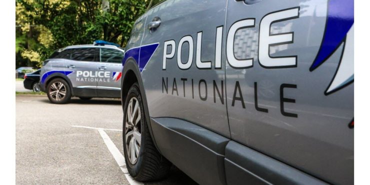 Métropole de Grenoble Deux hommes armés d'une kalachnikov interpellés par la police après des coups de feu