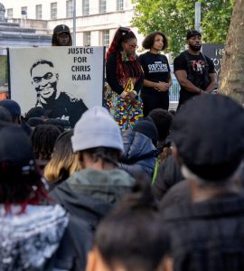 Un policier londonien inculpé pour le meurtre de Chris Kaba, un jeune homme noir promis à « un avenir radieux » tué par balle