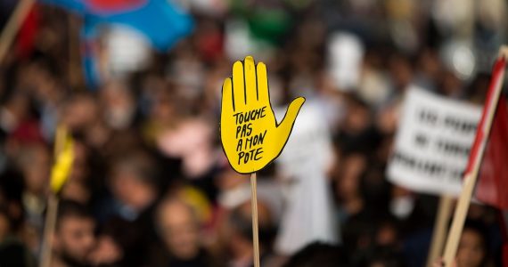 SOS Racisme fait son bilan à 40 ans : "Franchement, qu’a-t-on fait de mal ?"