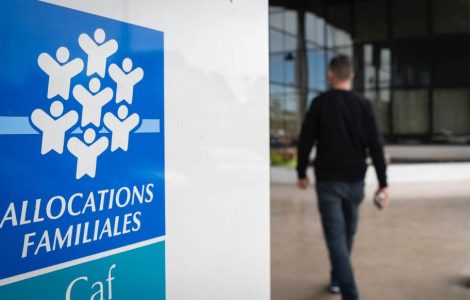 Allocations : des associations saisissent le Conseil d’État pour la suppression d’un algorithme anti-fraude