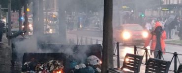Lyon. Un lycée attaqué par des mortiers, incendie devant l'entrée : la police intervient