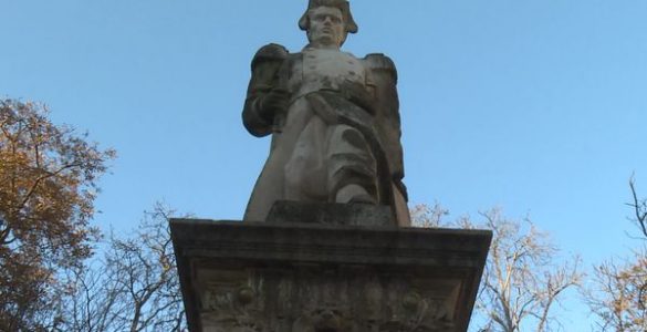 Lyon annonce "engager une réflexion" pour débaptiser des noms de rues de personnalités qui font polémique