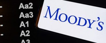 Dette publique : l'agence Moody's dégrade la note souveraine de la France d'un cran